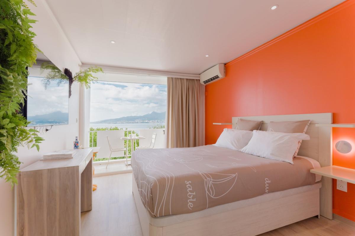 Location_Appartement Anse Mitan_Les_Trois_Ilets_Martinique chambre vue terrasse 